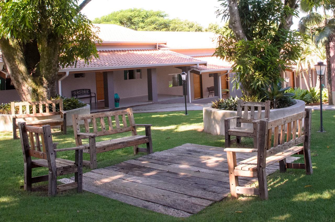 Villa De Holanda Parque Hotel Holambra Exterior photo